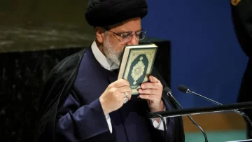 Rinden homenaje al presidente iraní Raisi, fallecido en un accidente aéreo