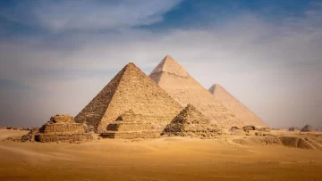El descubrimiento que puede ayudar a explicar el enigma de cómo construyeron las pirámides en Egipto