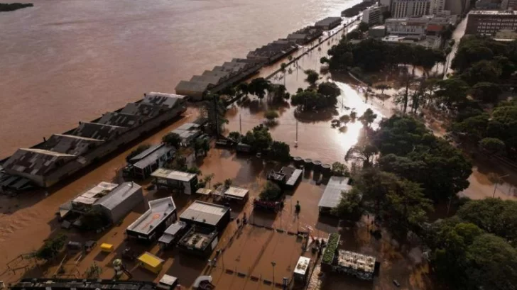 “Ciudades enteras se van a tener que cambiar de lugar”: las catastróficas consecuencias de las inundaciones que afectan a Rio Grande do Sul en Brasil