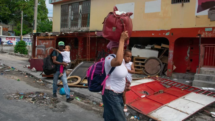 Mujeres y niñas haitianas afectadas desproporcionadamente por la crisis