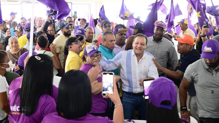 Abel Martínez encabezará caravana en el Cibao Central este domingo