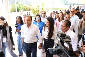 Abel ejerce su derecho al voto y llama a la ciudadanía a acudir a las urnas