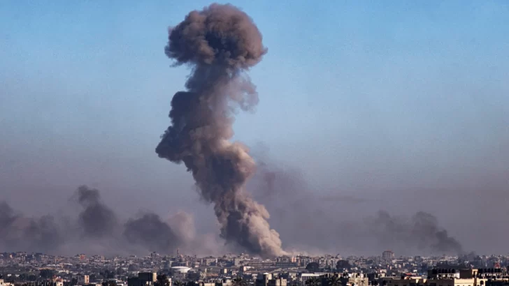 Bombardeos-sobre-el-este-de-Rafah-728x410