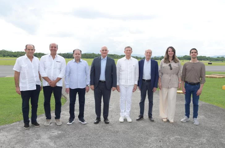 Canciller Álvarez encabeza delegación a la Conferencia de los Pequeños Estados Insulares en Desarrollo