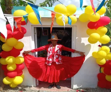 Dona-Rosa-mantenedora-de-la-tradicion-del-Espiritu-Santo-en-Cotui.-Foto-fuente-externa-2023-728x604