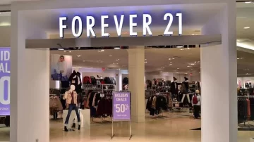 Forever 21 cierra su tienda en Ágora Mall