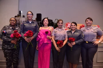 Director general de la Policía Nacional felicita a las madres