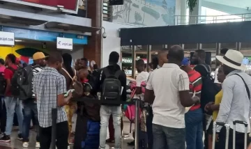 Aeropuertos dominicanos devuelven a haitianos pese a no existir disposiciones contra ellos
