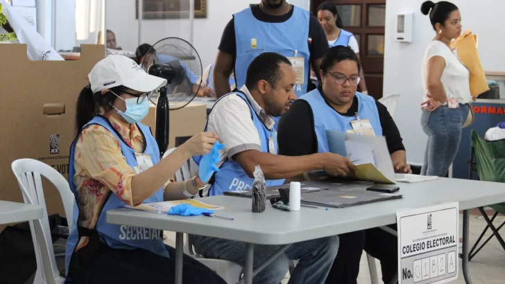 Primer boletín: Omar obtiene 55.61 %, Guillermo 41.29 %