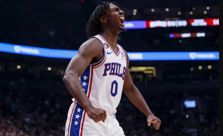 Maxey mantiene vivo a los Sixers ante Knicks y Mitchell luce con sus Cavs