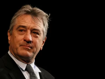 De Niro llama a votar por Biden porque Trump es un 'payaso' que podría convertirse en dictador