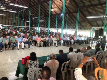 Fuerza del Pueblo realiza asamblea con más de 700 delegados de colegios electorales