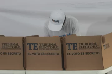 Comienzan las votaciones en Panamá en una de las elecciones más complicadas de su historia