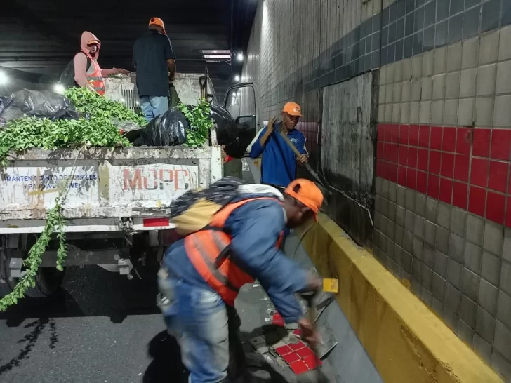 MOPC asegura no hay peligro tras desprendimiento de lozas en túnel de la 27 de Febrero