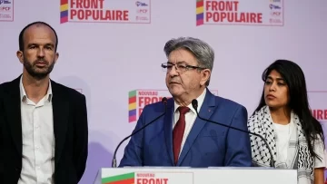 Mélenchon llama a los candidatos de izquierda a retirarse en la segunda vuelta para bloquear al RN