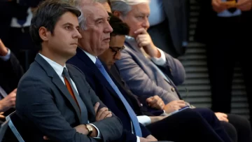 Francia: el oficialismo lanza coalición 'Juntos por la República'; aumenta división de los conservadores