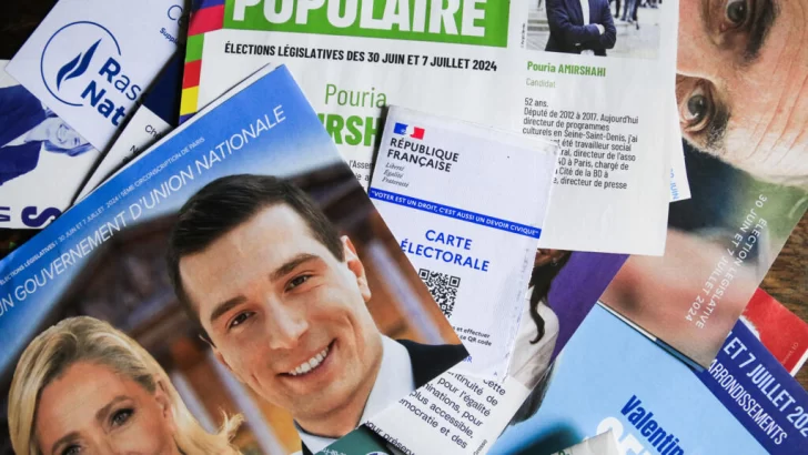 La extrema derecha francesa domina las encuestas a tres días de las elecciones anticipadas