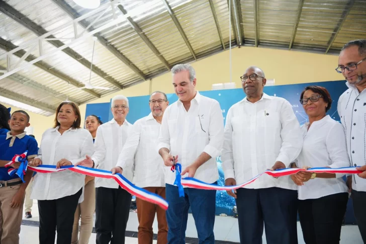 Inauguran liceo experimental de la UASD en Guerra