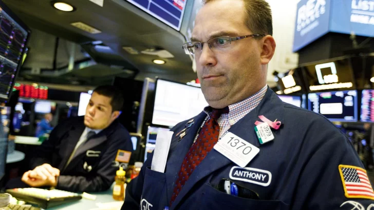 Wall Street cierra en verde sesión en la que el Dow volvió a cosecha positiva