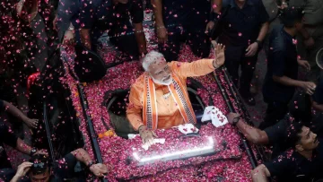 Con una victoria más ajustada de los esperado, Modi se asegura un tercer mandato en India tras una década de popularidad y polarización