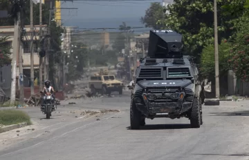 Policía haitiana cumple cinco días de operación contra jefe de bandas Jimmy Cherisier