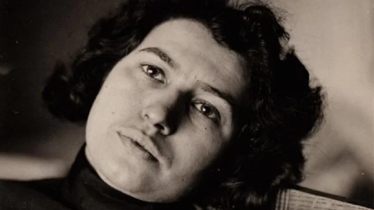 'Vivir con Franz un solo día valía más que toda su obra': Dora Diamant, la mujer en cuyos brazos murió Kafka, el extraordinario escritor de La metamorfosis