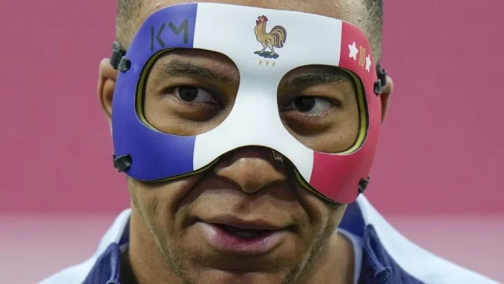 Se desconoce si jugará este viernes Mbappé el enmascarado