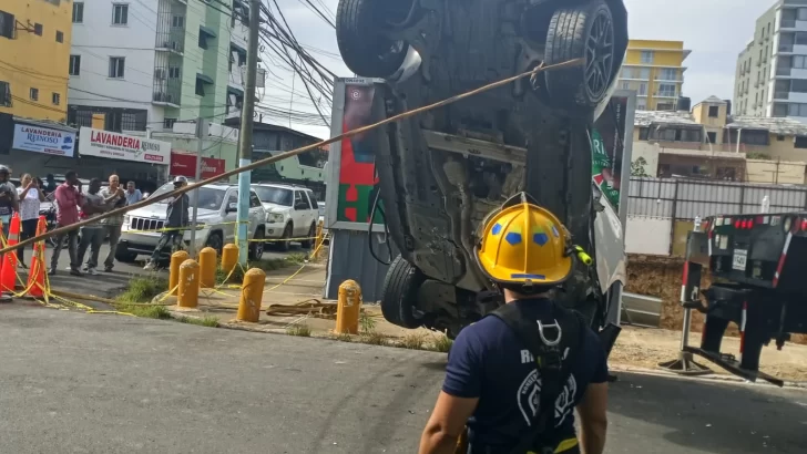 Accidente en la zona de Evaristo Morales deja dos muertos y dos heridos