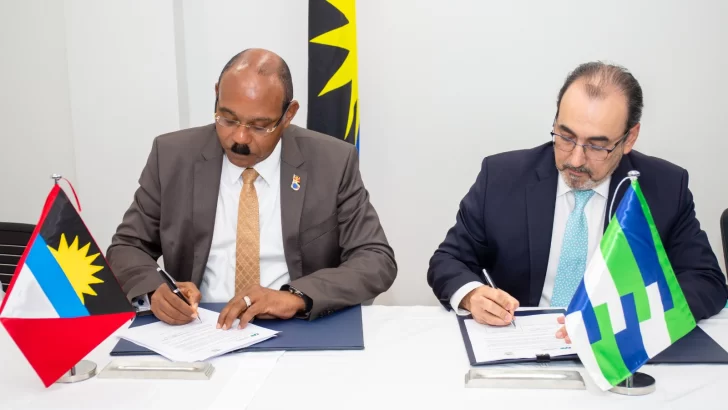 Antigua y Barbuda anuncia su interés de unirse a CAF