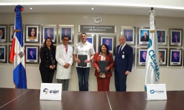 CEDIMAT y Arajet buscan impulsar turismo médico, que ya atrae a más de 300 pacientes internacionales