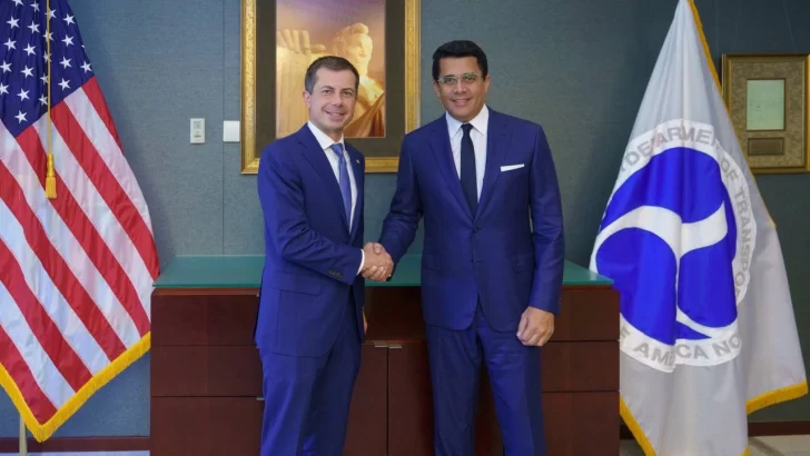 David Collado se reúne con secretario de Transporte de Estados Unidos