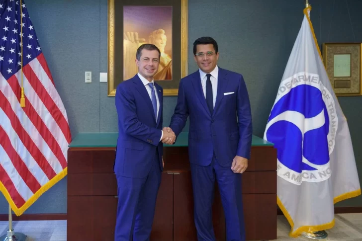 David Collado se reúne con secretario de Transporte de Estados Unidos