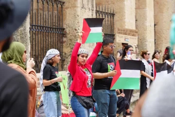 Decenas de manifestantes rechaza el “genocidio” en Palestina