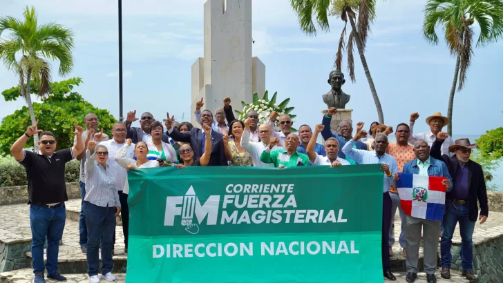 Fuerza del Pueblo realiza actividades por Día del Maestro