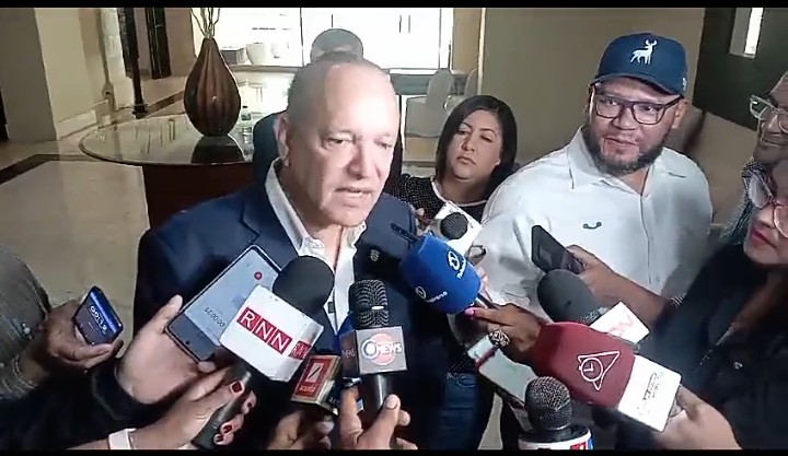 Alcalde Ulises Rodríguez denuncia Abel Martínez dejó un cementerio de equipos dañados