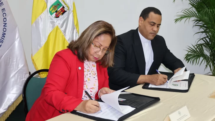 UCSD y CODECO crearán reconocimiento para economistas dominicanos