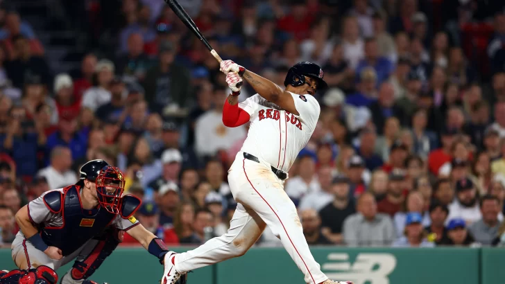 Devers ayuda a Boston a barrer a los Yanquis antes de irse a los Gigantes Devers ayuda a Boston a barrer a los Yanquis antes de irse a los Gigantes