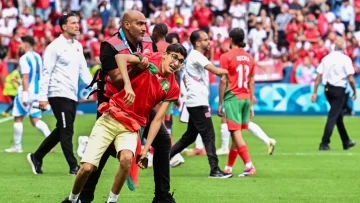 Caos, confusión y polémica marcan el debut del fútbol en los JJ. OO. de París Caos, confusión y polémica marcan el debut del fútbol en los JJ. OO. de París