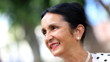 Huguette Bello, la favorita para representar al Nuevo Frente Popular como candidata a primera ministra de Francia