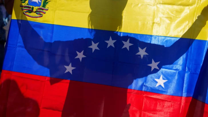 Arrancan elecciones presidenciales en Venezuela, ¿continuidad o cambio?