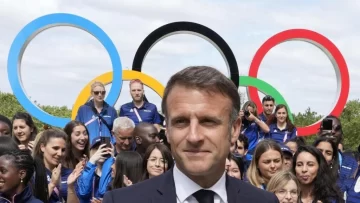 Macron visita la Villa Olímpica y asegura que Francia ya está 'lista' para los JJ. OO. París 2024