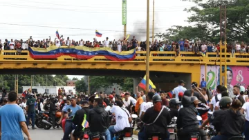 Van 11 muertos en protestas y chavistas advierten a Machado y a González: 'los vamos a joder'