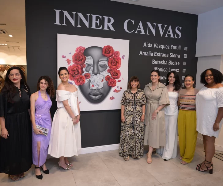 Exposición de arte Inner Canvas