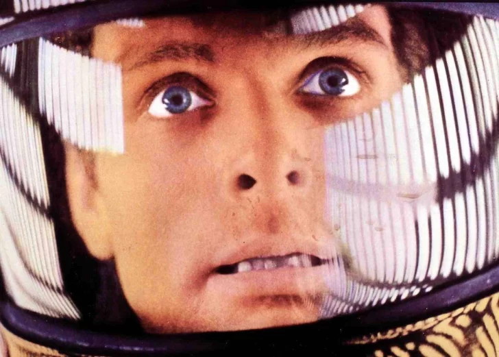 HAL 9000, la inquietante computadora de la película '2001: una odisea del espacio' que predijo las preocupaciones actuales sobre la IA