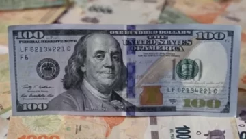 Qué es el 'dólar blue' y por qué Argentina tiene muchas cotizaciones para la moneda estadounidense