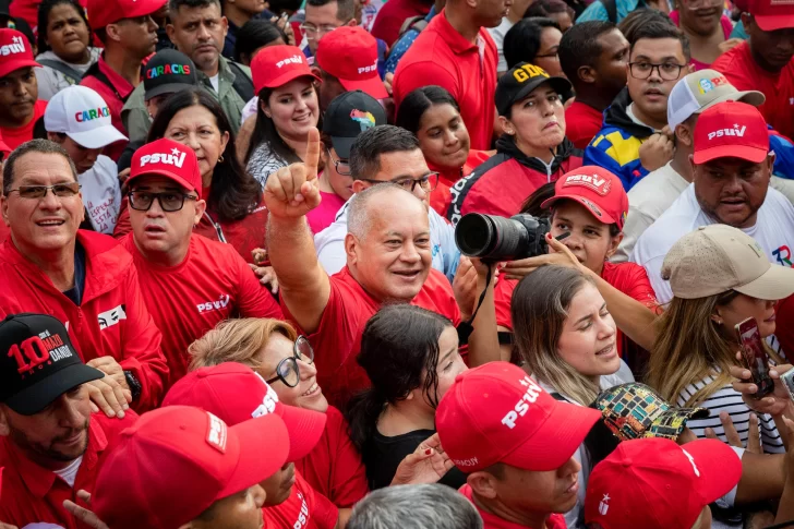 El segundo del chavismo advierte a RD: “te agarro en la bajadita”