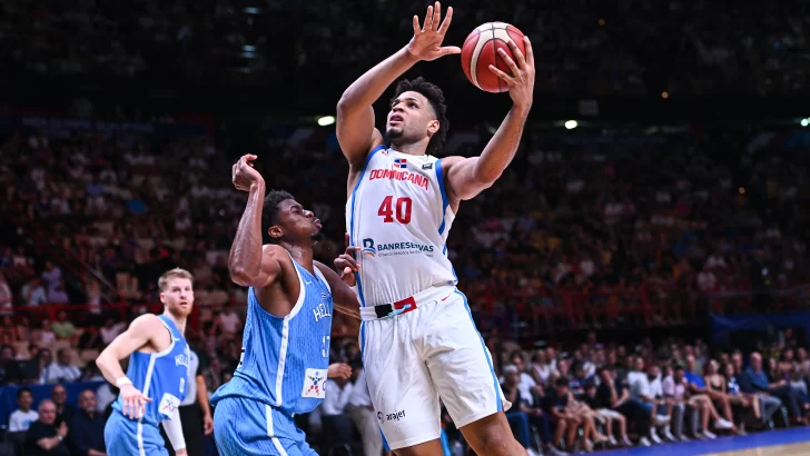 Antetokounmpo lidera la victoria griega ante dominicanos