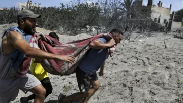 Un ataque israelí contra un campo de desplazados deja más de 70 muertos