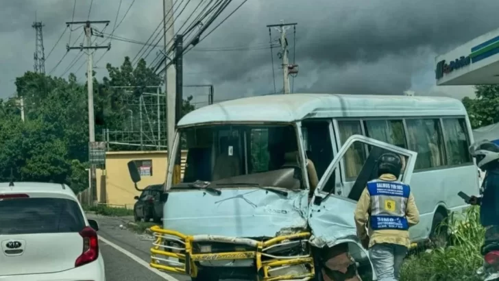 Accidente múltiple en tramo Quita Sueño, carretera Sánchez