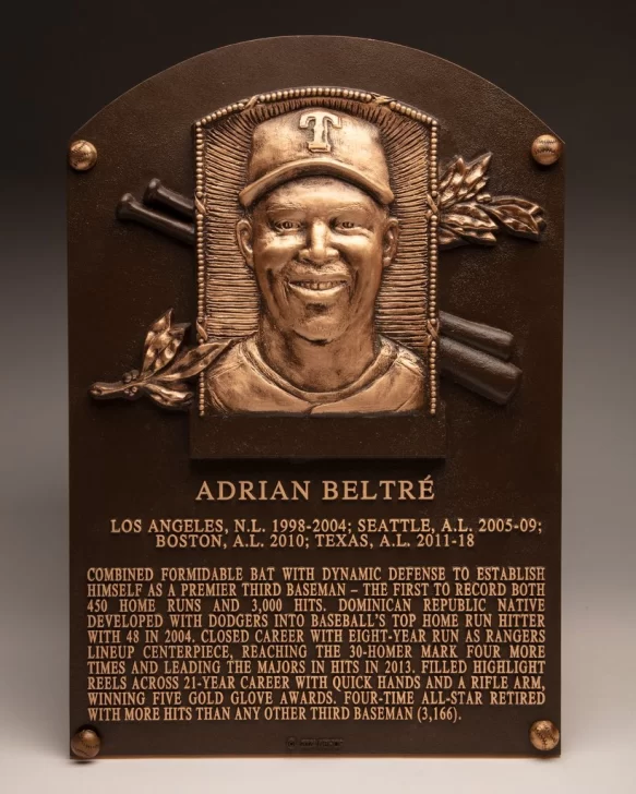 Adrian-Beltre-en-el-Salon-de-la-Fama2.-583x728